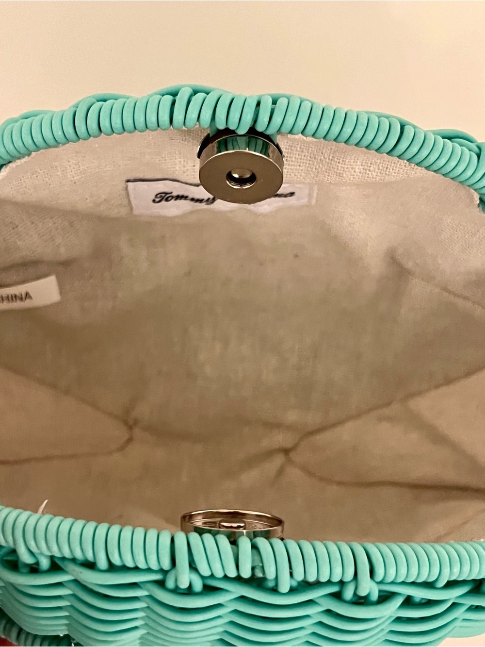 NWT Tommy Bahama Aqua Fish Woven Crossbody Bag Coastal Resort - Picture 7 of 8